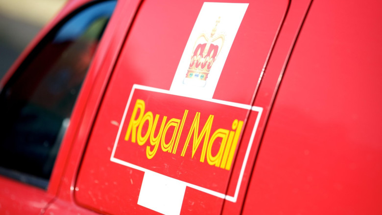 Taxele lui Trump au determinat 88 de operatori poștali, inclusiv Deutsche Post și Royal Mail, să suspende serviciile către SUA