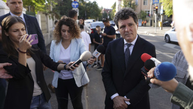 INSTANT_SC_50_PRESEDINTE_02_INQUAM_Photos_Octav_Ganea