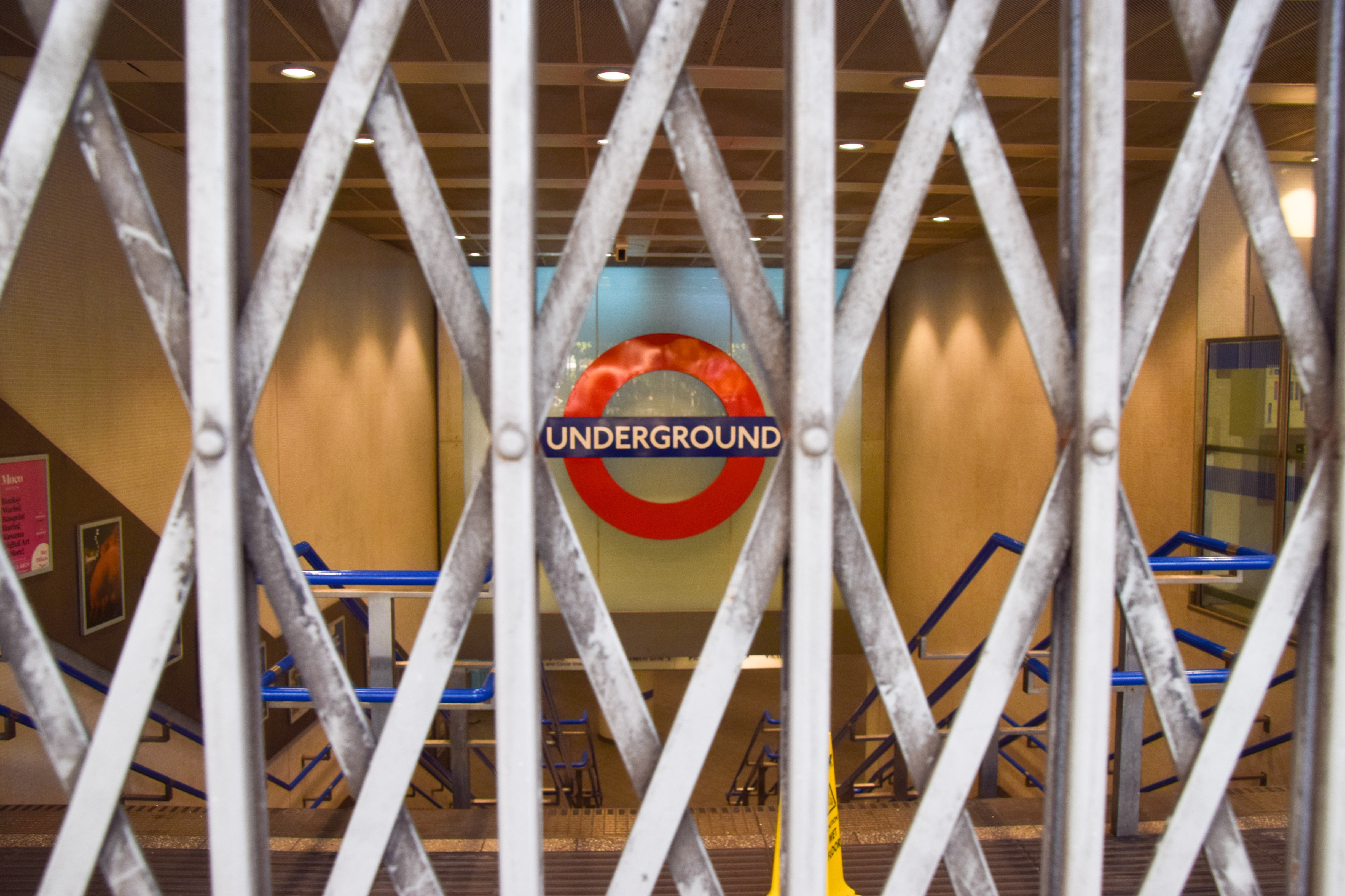 Haos în Londra provocat de greva la metrou. Călătorii sunt avertizați să se aștepte la „perturbări severe”