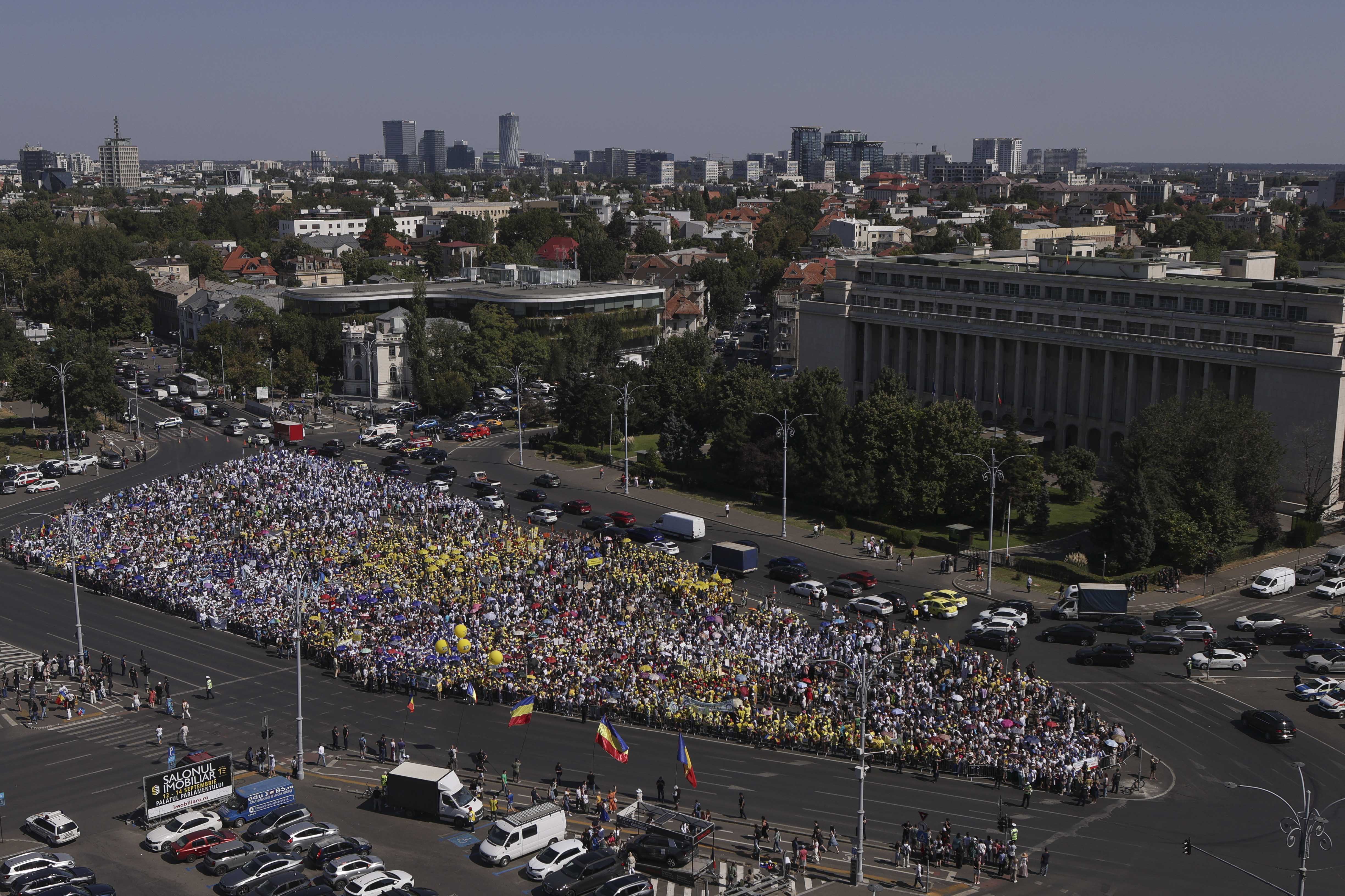 Raport despre statul de drept în UE: Cinci guverne, descrise ca „demolatori”. Cum este clasificată România