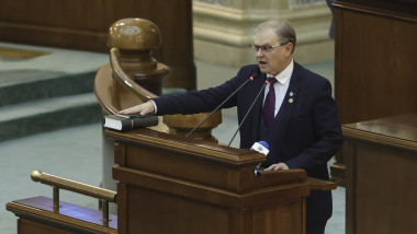 BUCURESTI - PARLAMENT - SENAT - DEOPUNERE JURAMANT - 21 DEC 2024