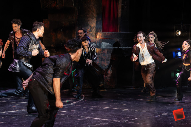 Musicalul „Romeo şi Julieta” deschide stagiunea la Opereta din Bucureşti. Bilete cu preţ redus pentru elevi şi studenţi