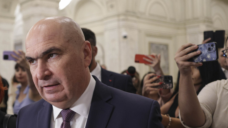 Proiectul de reformă fiscală, asumat în Parlament. Bolojan: Deficitul este și rezultatul dezordinii din finanțe
