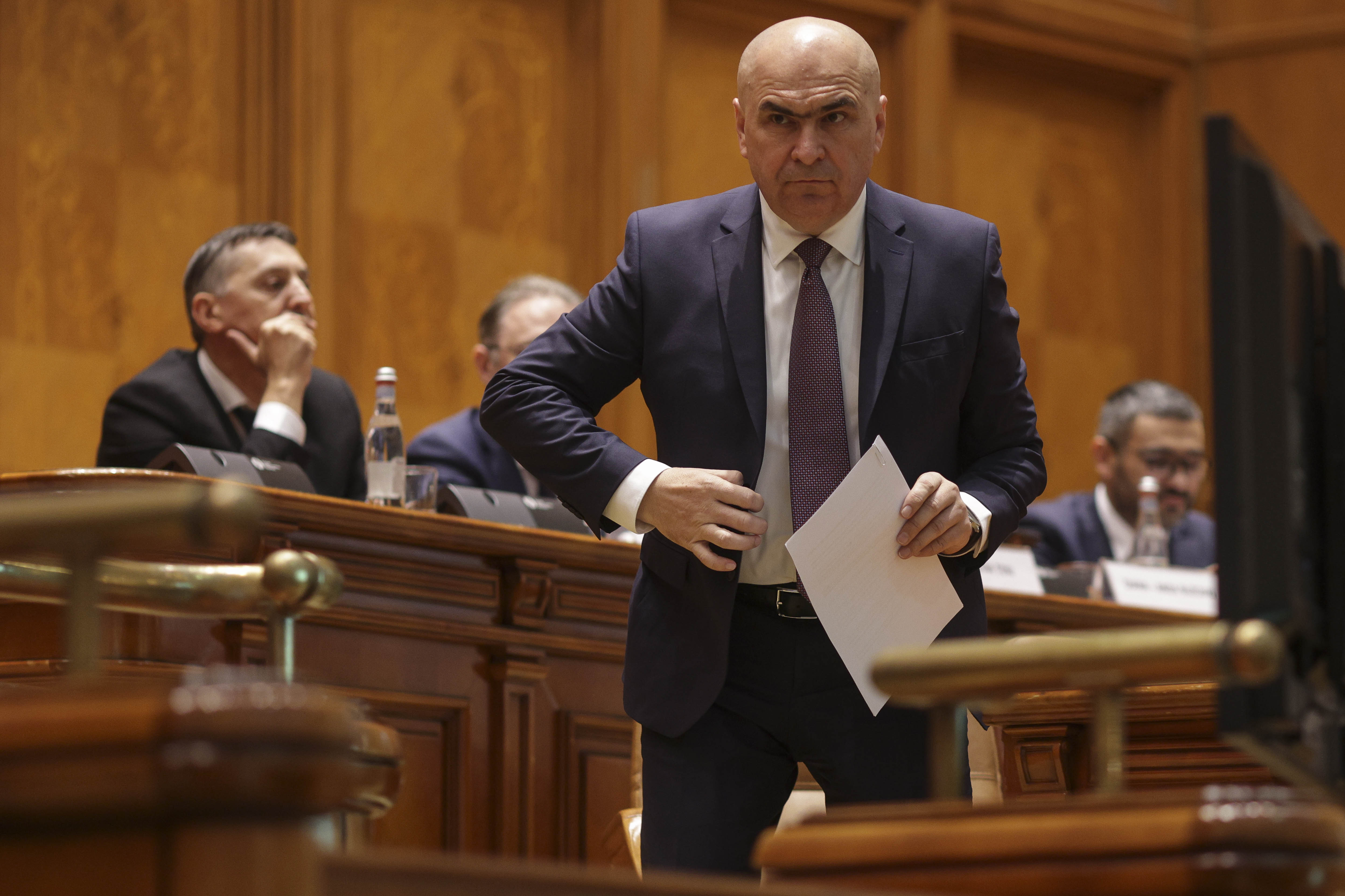 Măsurile fiscale pentru care Guvernul și-a angajat răspunderea: impozit minim pe cifra de afaceri și taxe pentru marile averi. DOCUMENT