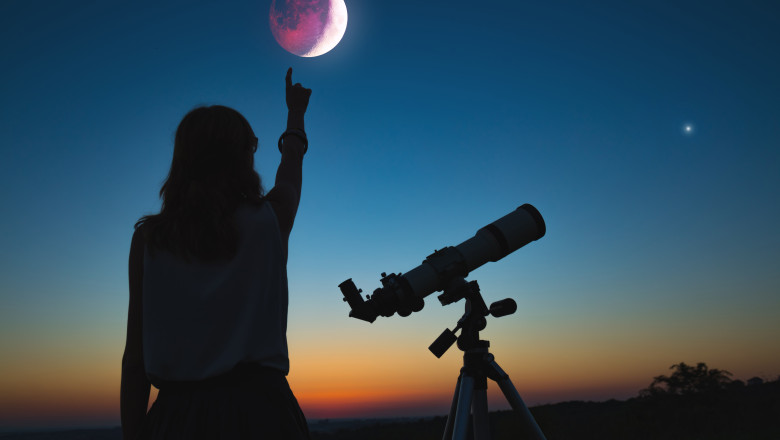 Eclipsă totală de Lună pe 7 septembrie. Fenomen astronomic rar, vizibil și în România. Când poate fi observată „Luna sângerie”