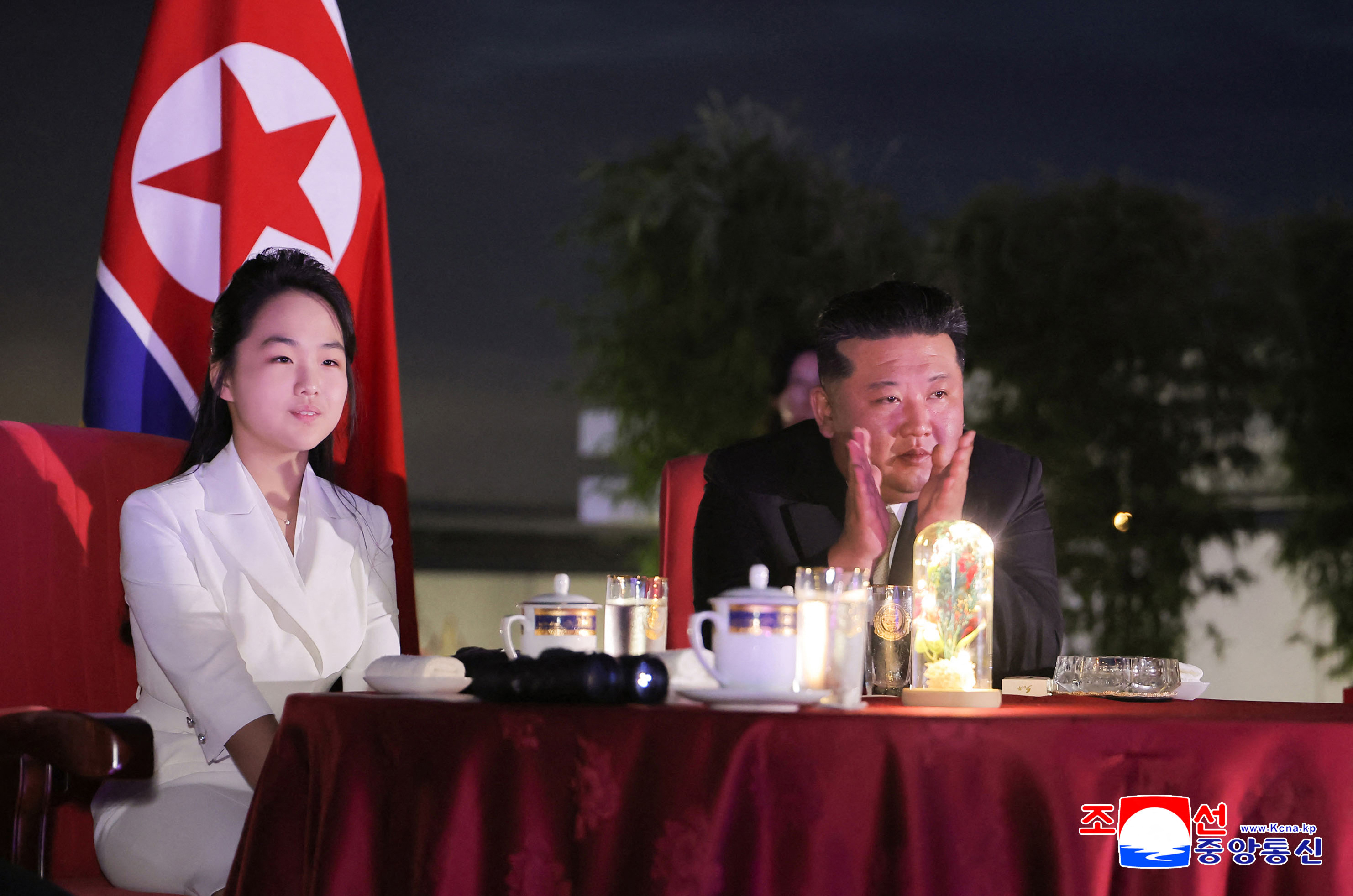 Cine e Kim Ju Ae, fiica și posibilă succesoare a dictatorului de la Phenian: nici măcar vârsta sa exactă nu este cunoscută