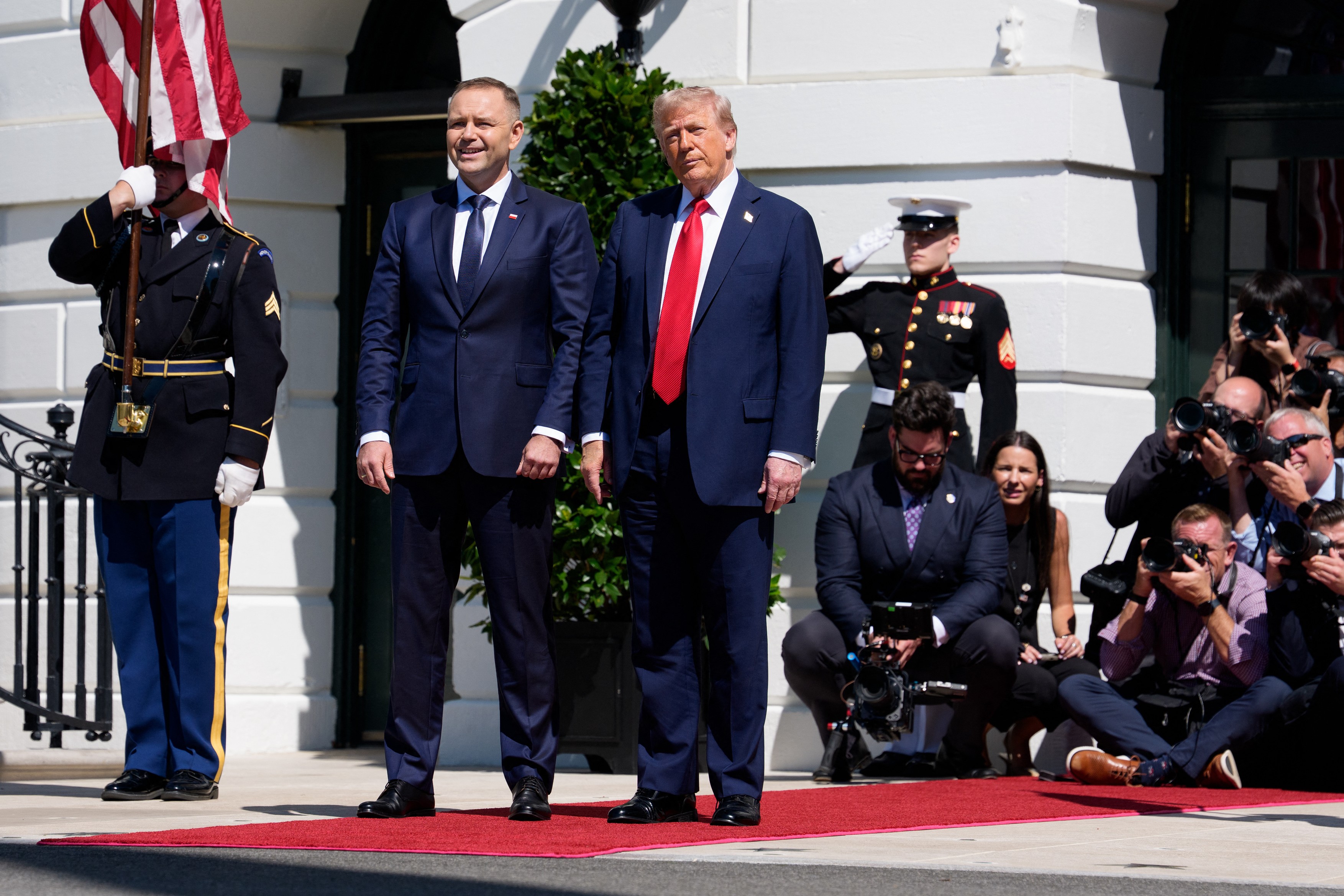 Trupele americane rămân în Polonia, dă asigurări Donald Trump