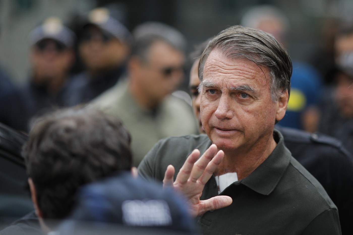 Jair Bolsonaro, internat: „un episod sever de sughiţ, vărsături şi scăderea tensiunii arteriale”