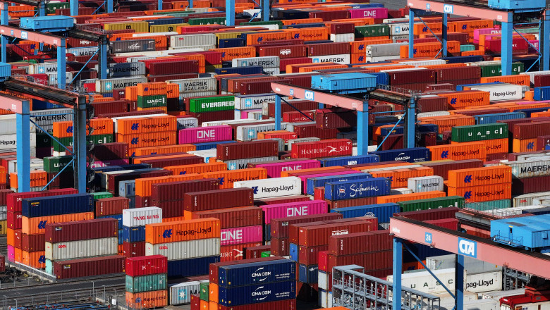 atac cibernetic transport maritim