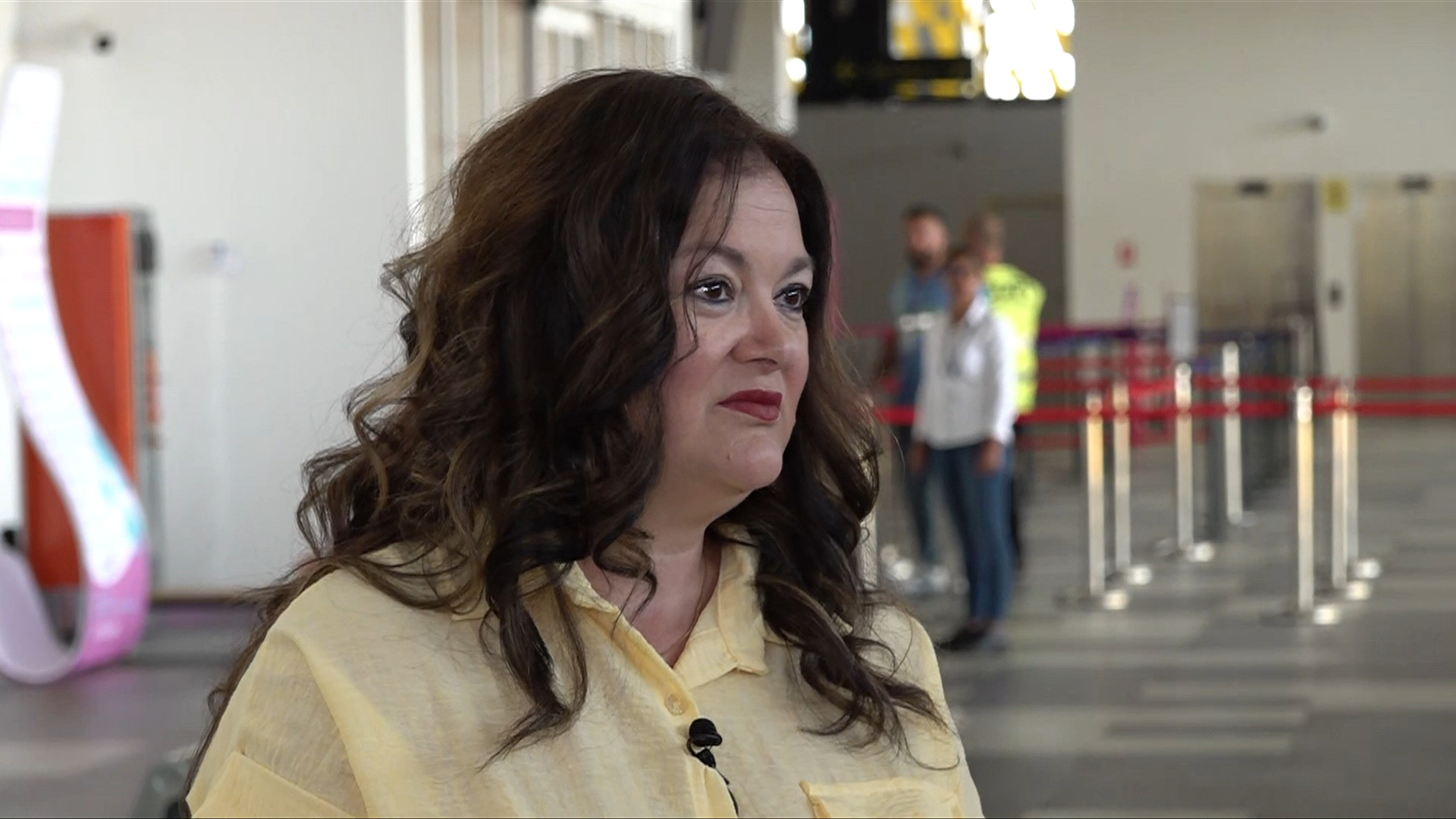 „În țara noastră suntem striviți”. Mărturia unei profesoare care a ales să plece în Scoția după 12 ani de catedră în România