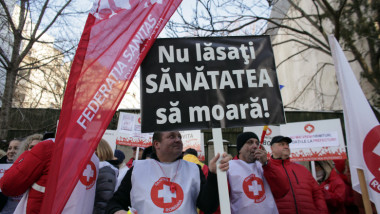 sindicalisti sanitas la protest
