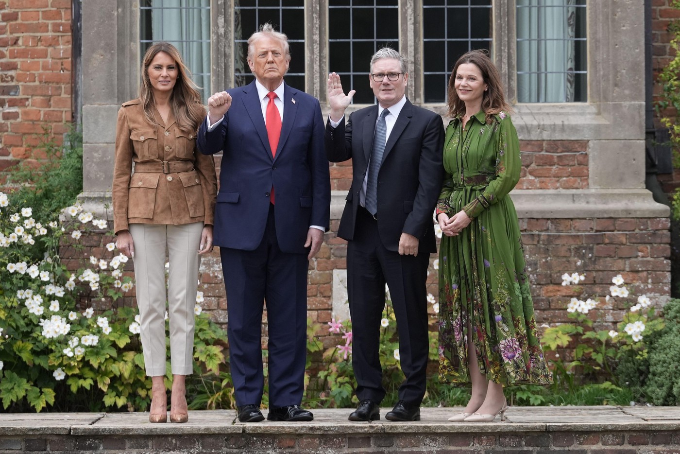 Donald Trump și Keir Starmer, conferință de presă comună, după ce au anunțat acorduri istorice între SUA și Marea Britanie