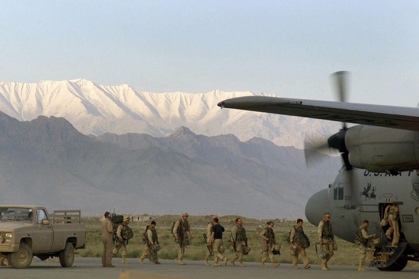 SUA vor să-și recupereze baza aeriană din Afganistan. Trump: E la o oră distanţă de locul unde China produce arme nucleare