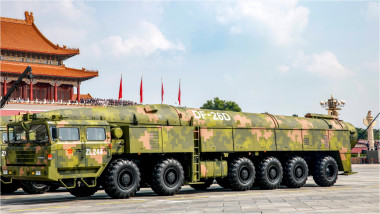 sistem de lansare a rachetei intercontinentale balistice DF-26