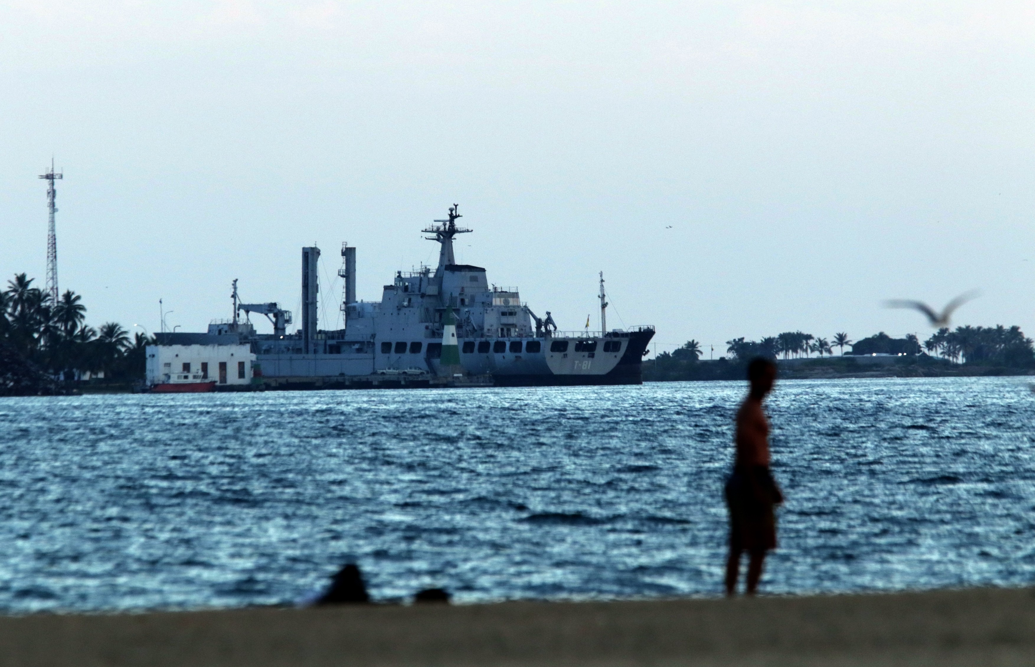 Demonstraţie de forţă în fața lui Trump: Venezuela lansează exerciţii militare şi îşi expune avioanele de vânătoare ruseşti