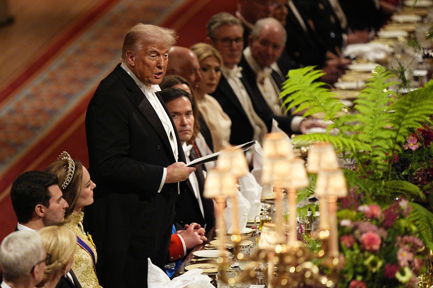 Trump spune pe cine nu a dorit la masa sa, la banchetul de la Windsor. „Cred ca a facut o treaba groaznica”