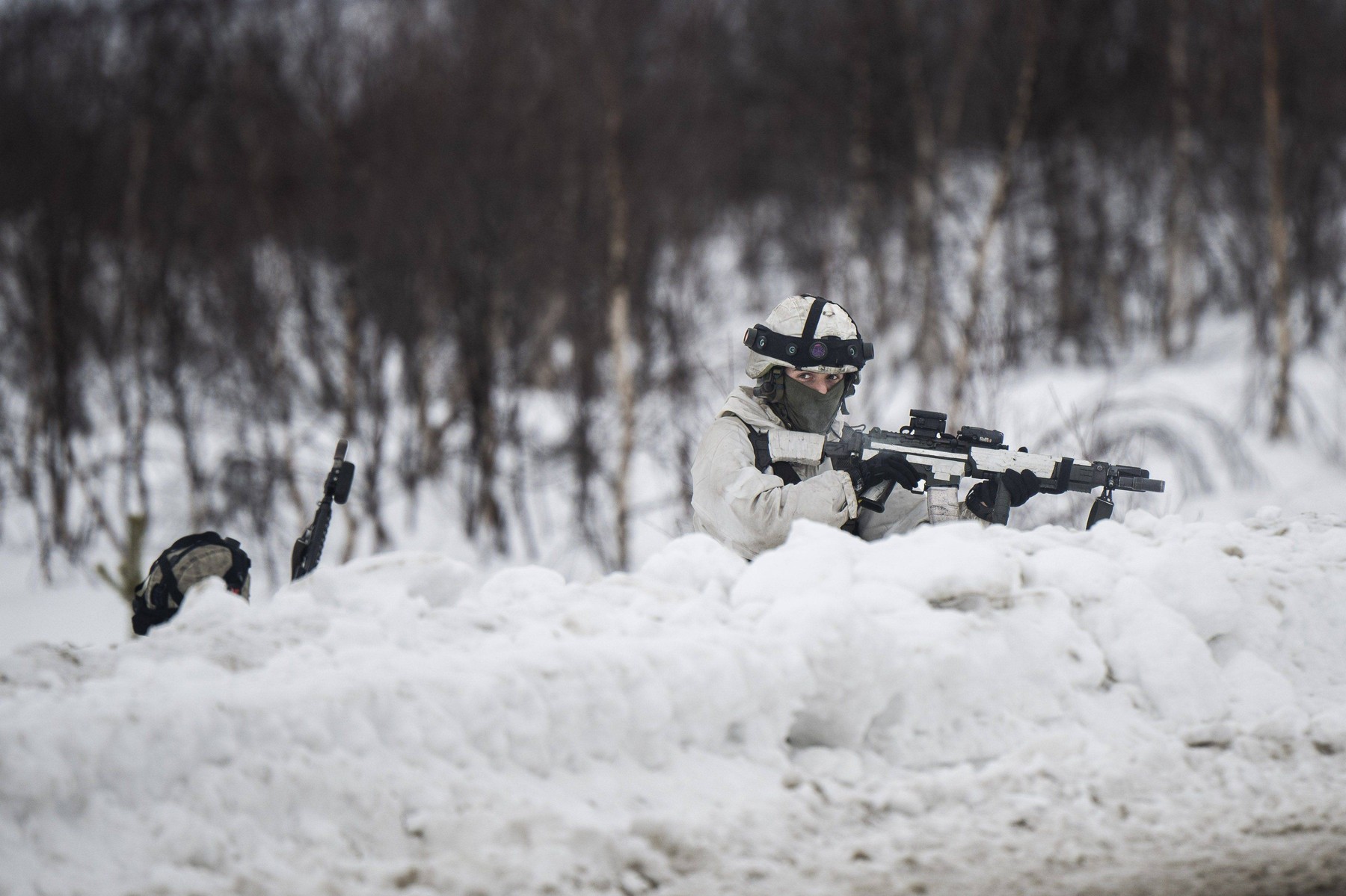 Suedia se pregătește pentru un posibil atac din partea Rusiei. Cele șapte scenarii posibile. Cât își propun suedezii să reziste