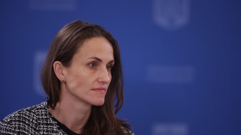 Oana Țoiu: „În timp ce liderii SUA, UE și ai Ucrainei lucrează pentru a obține pacea, Moscova răspunde prin a ucide și teroriza”