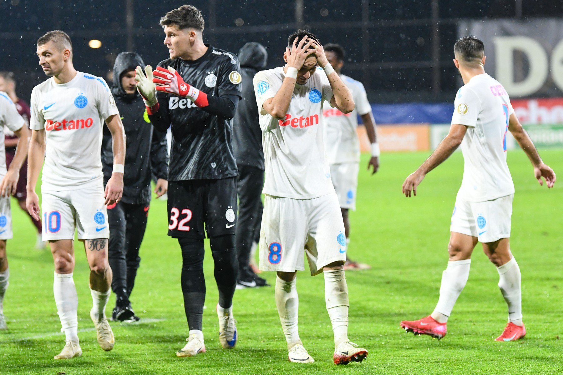 Superliga. FCSB, învinsă la Botoșani. Gigi Becali a închis telefonul în direct: „N-am ce să spun”