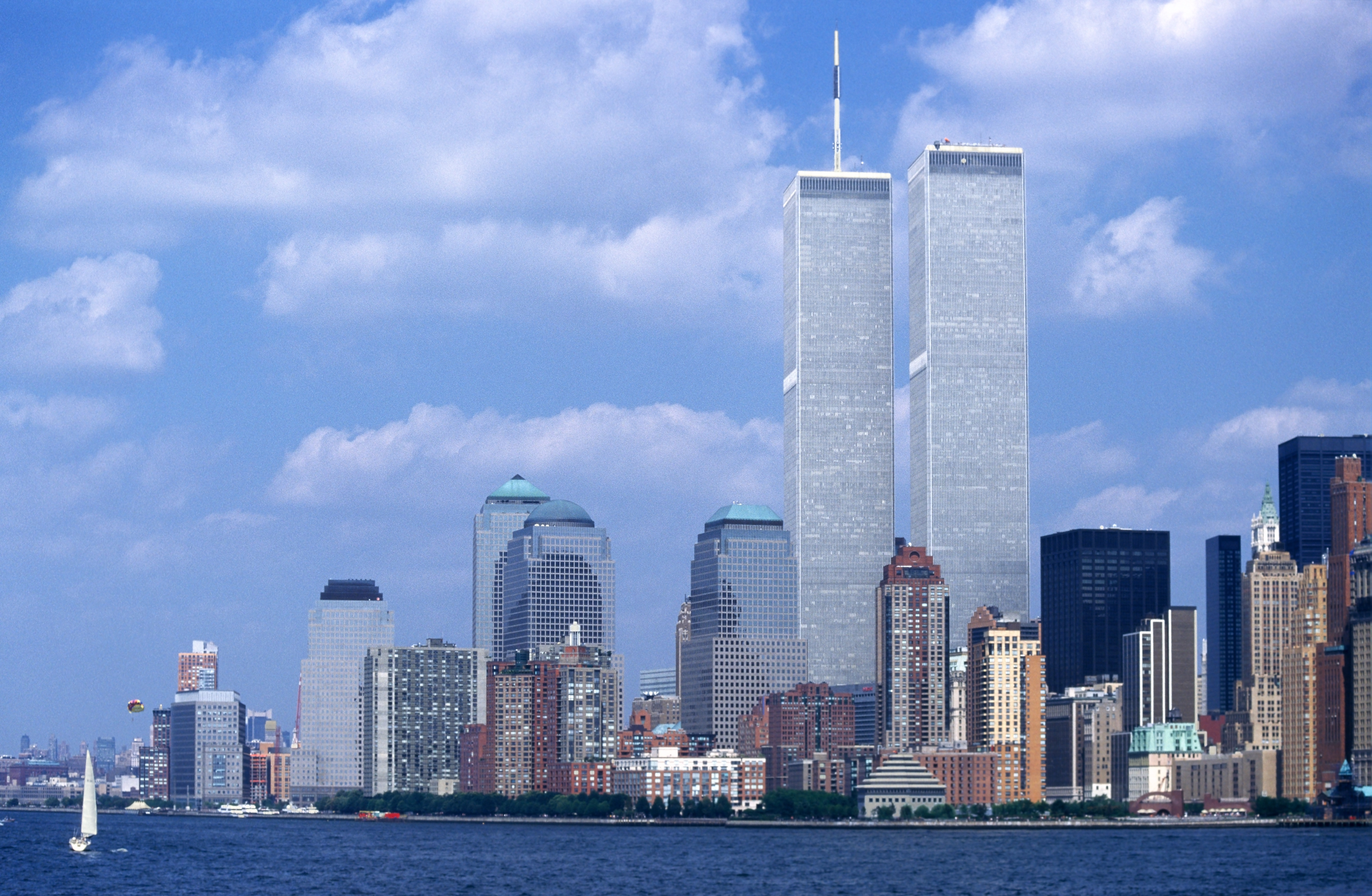 Se împlinesc 24 de ani de la atentatele din 11 septembrie 2001. Ce s-a construit în locul Turnurilor Gemene din SUA