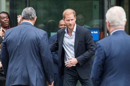 Prinţul Harry se întâlnește cu regele Charles al III-lea la Londra, pentru prima dată în peste un an