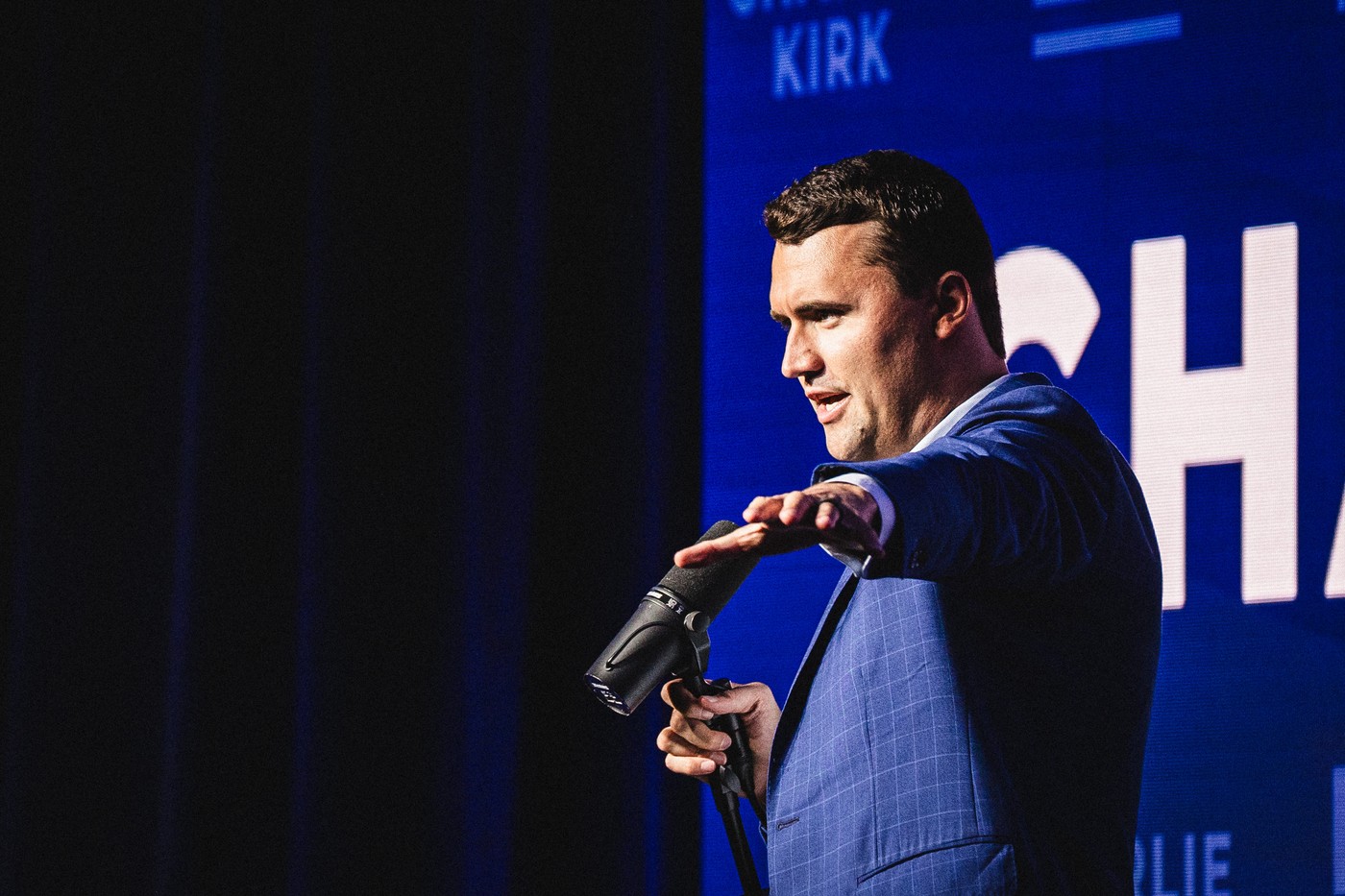 A fost găsită arma care l-a ucis pe Charlie Kirk. Cu ce tip de pușcă s-a tras asupra influencerului lui Trump
