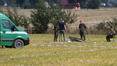 drona ruseasca cazuta in polonia, soldati polonezi la fata locului