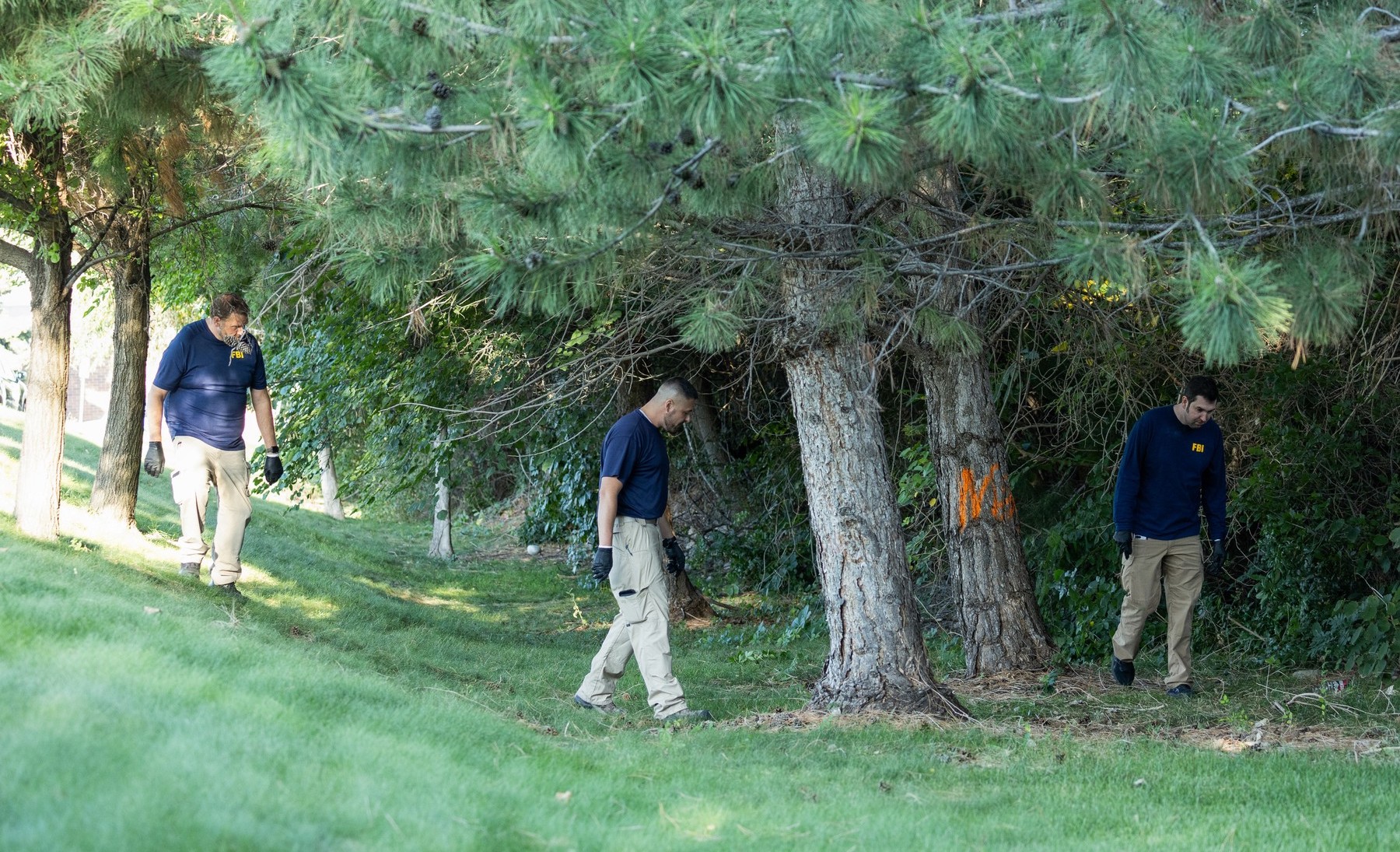 Cum a reușit să fugă asasinul lui Charlie Kirk după atacul din campusul universitar. Ce a dezvăluit ancheta poliției