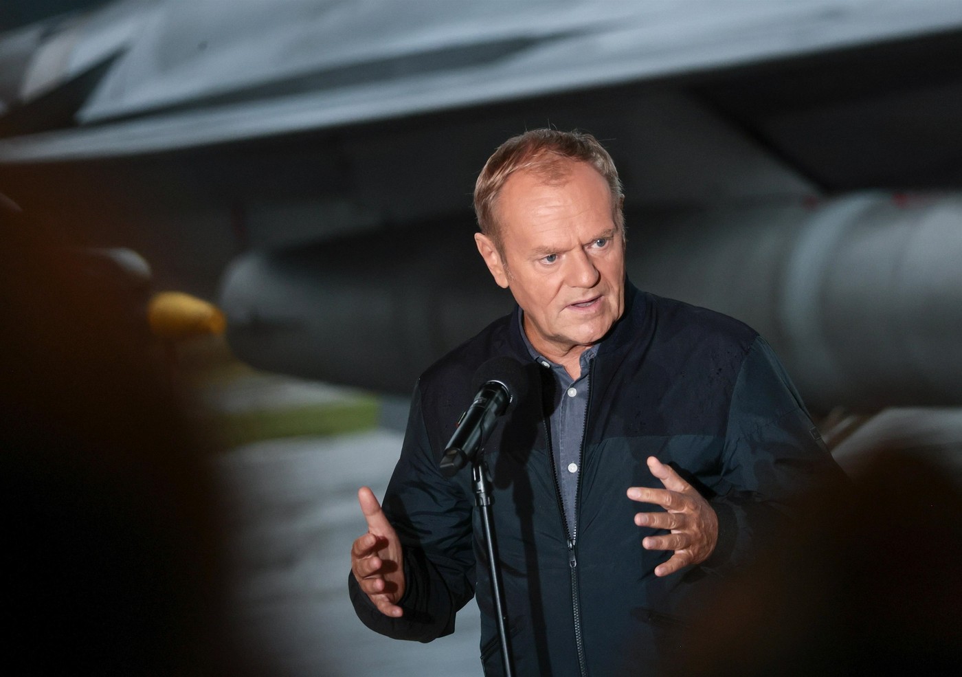 Mașina premierului polonez Donald Tusk a fost furată din fața casei. Locuința este păzită 24 de ore din 24