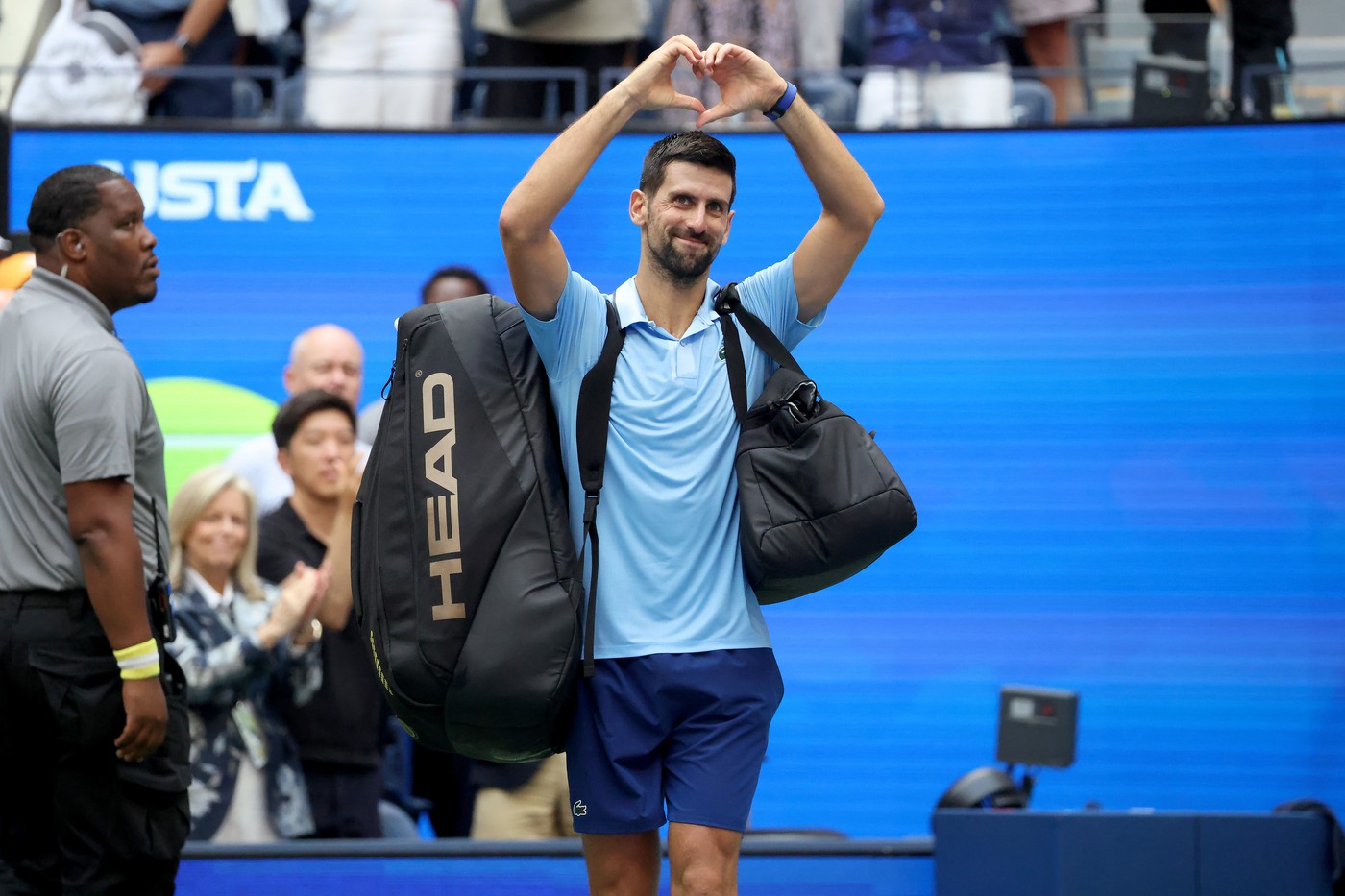 De la „idolul sârbilor” la „trădător”. Novak Djokovici s-a mutat în Grecia împreună cu familia