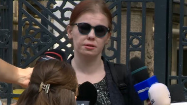 Cutitara_moldova_parlament