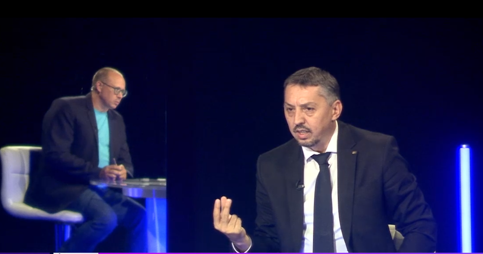 Daniel David: „În discuțiile cu sindicatele, aproape toți mi-au refuzat premisa că suntem în criză”. Ce spune ministrul despre demisie
