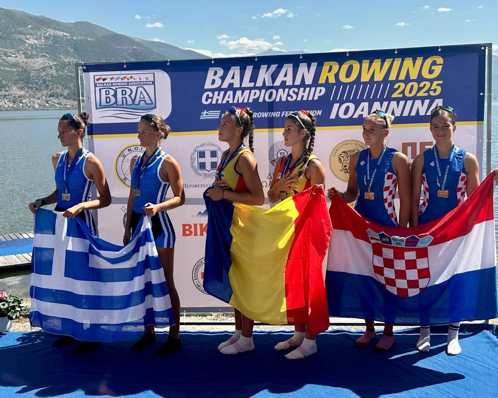 Sportivii români au câștigat 10 medalii la Campionatele Balcanice de Canotaj de la Ioannina, Grecia