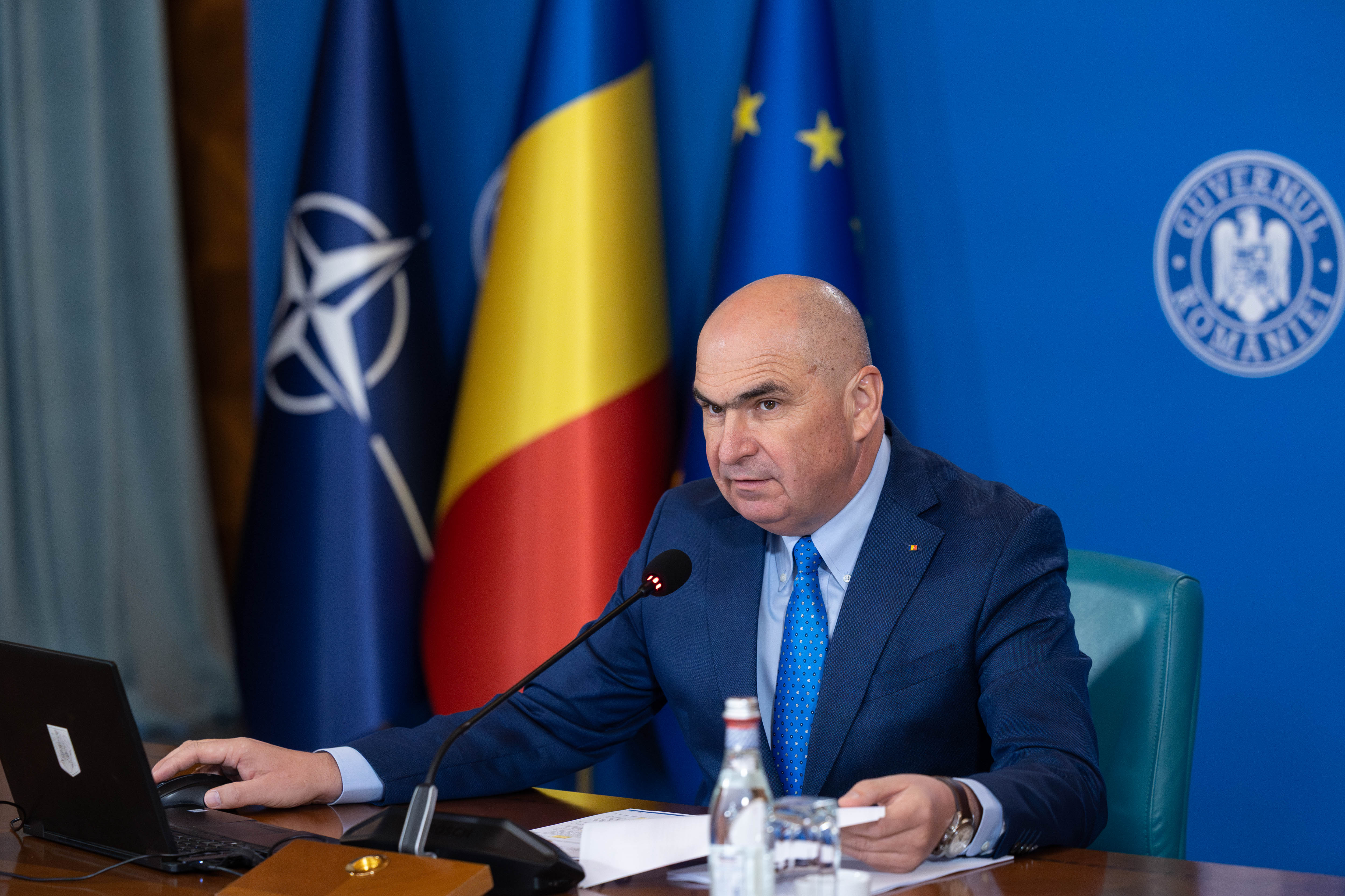 Ilie Bolojan nu merge la „Ora Premierului”, în Parlament, unde a fost chemat de PSD și AUR: „Agenda e foarte încărcată”