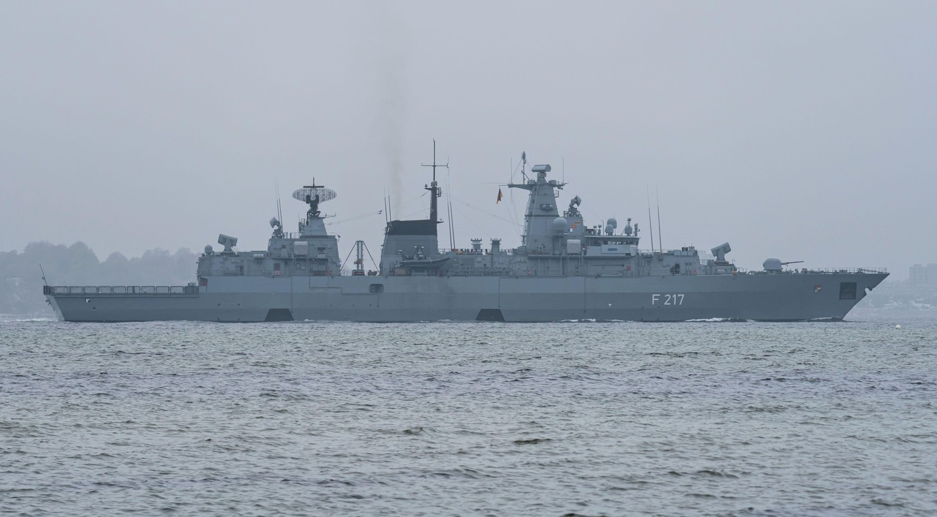 Un avion de luptă rusesc a survolat o fregată germană în Marea Baltică: „O nouă încercare de provocare din partea Moscovei”