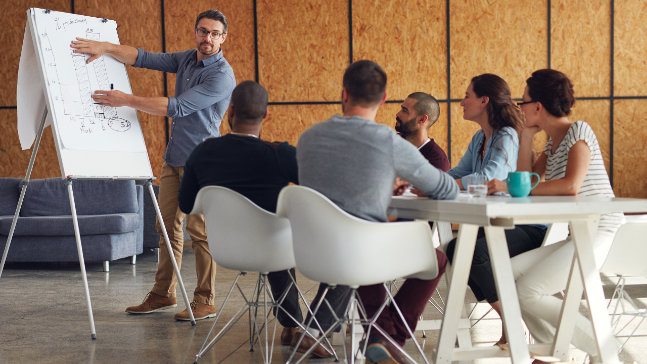 La ce beneficiu NU sunt dispuși să renunțe angajații. Este unul dintre cele mai apreciate din România