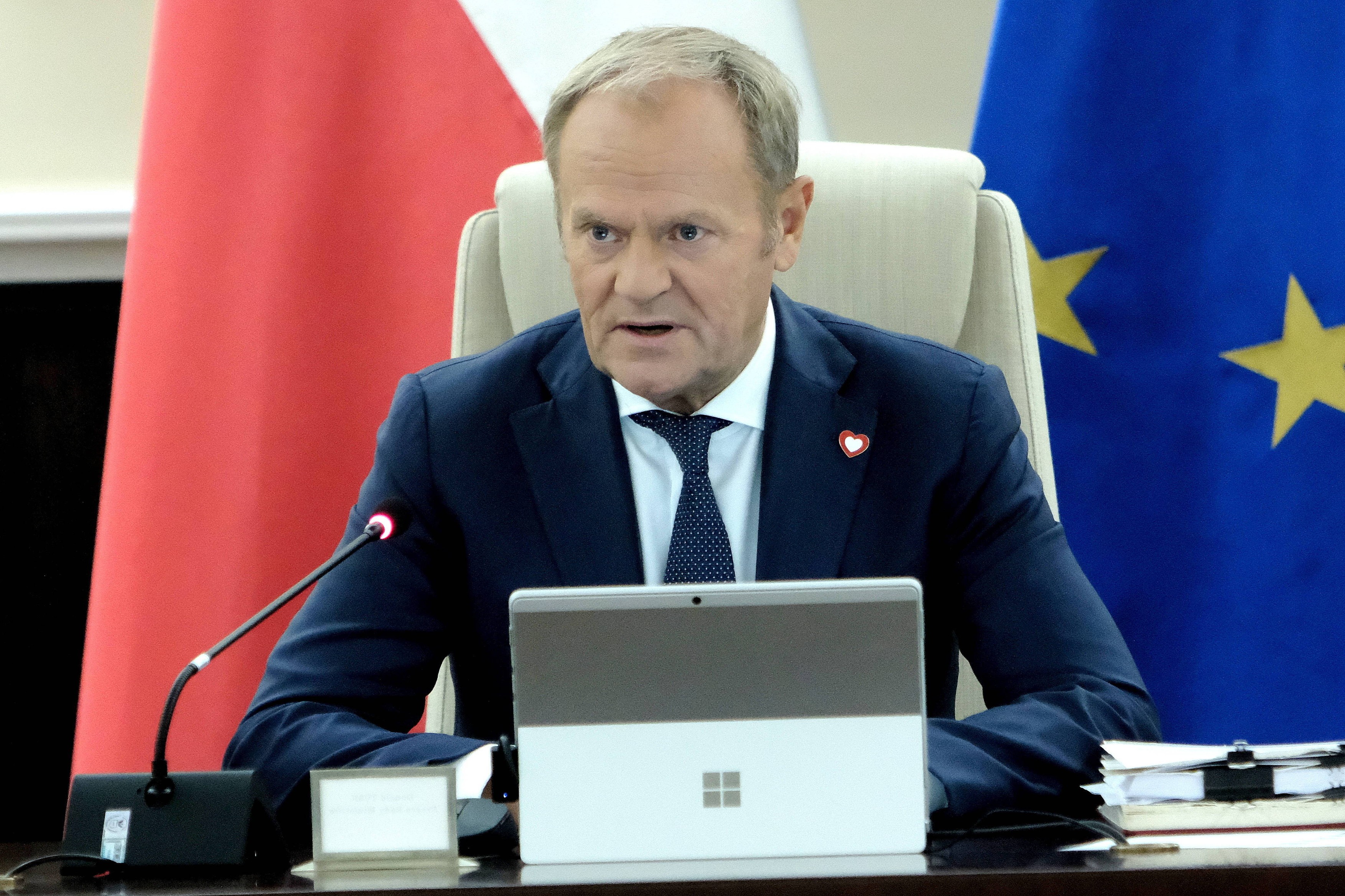 Mesajul lui Donald Tusk, după ce Trump și-a schimbat discursul față de Ucraina: „Mai bine adevărul decât iluzii”