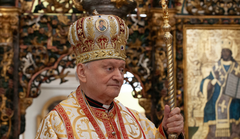 Umrl je kardinal Lucian Mureșan, vodja grško-katoliške cerkve v Romuniji