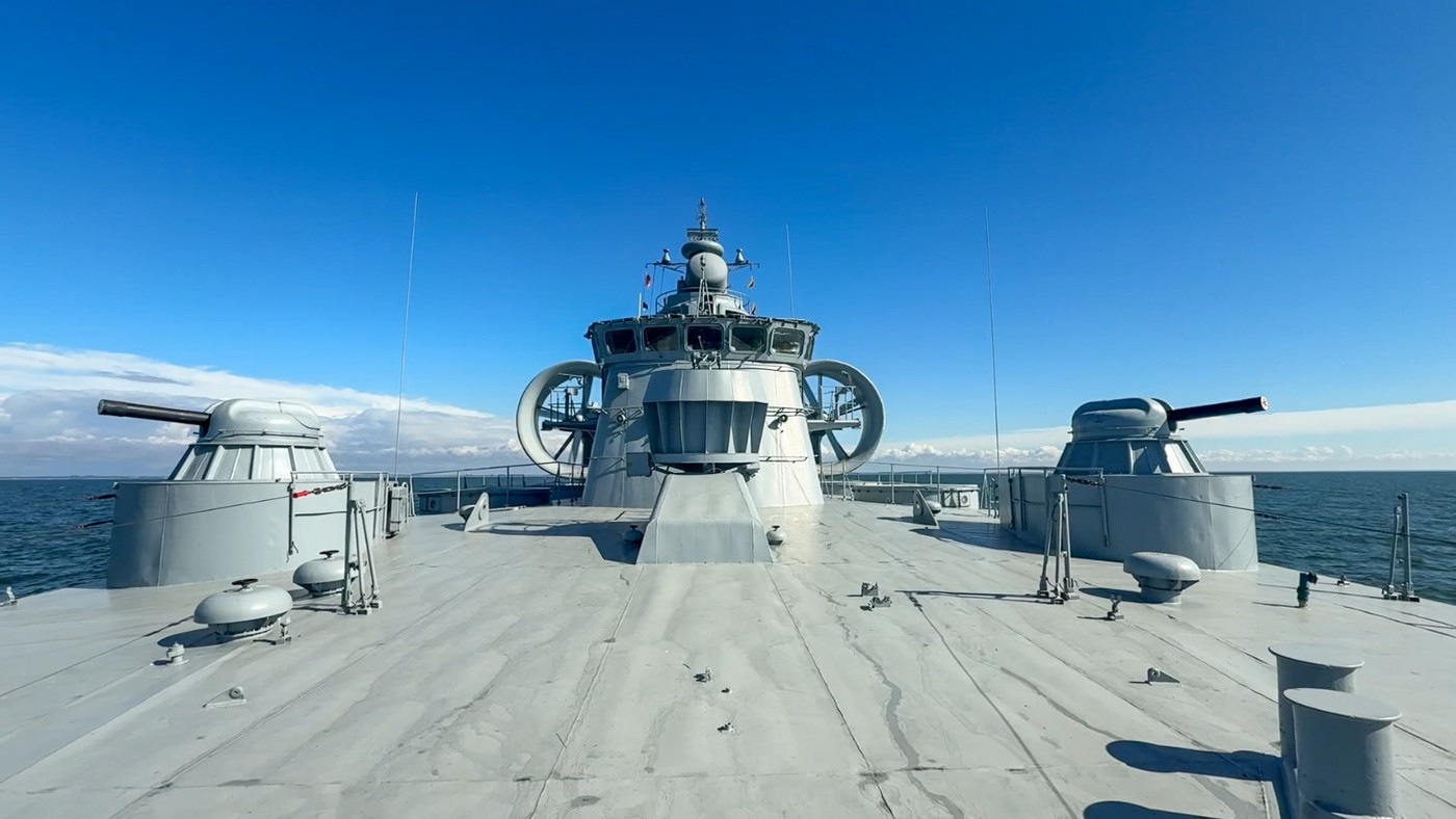 O navă de desant marin rusească a fost zărită la sud de Danemarca, cu transponderul oprit, în timpul incidentelor cu drone