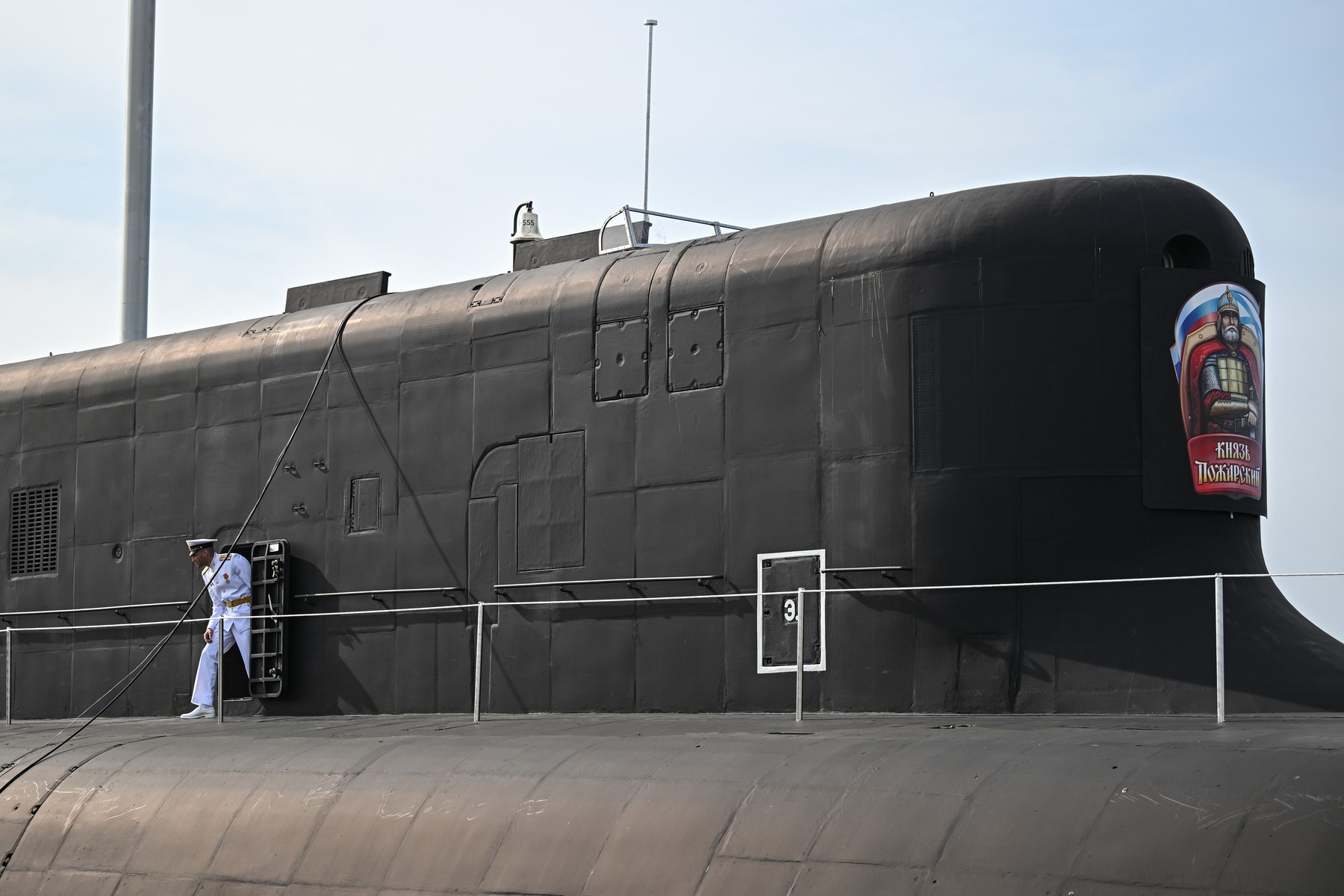 Submarin rusesc, transportator de rachete balistice intercontinentale, identificat în apropierea Japoniei. Cum a reacționat Tokio