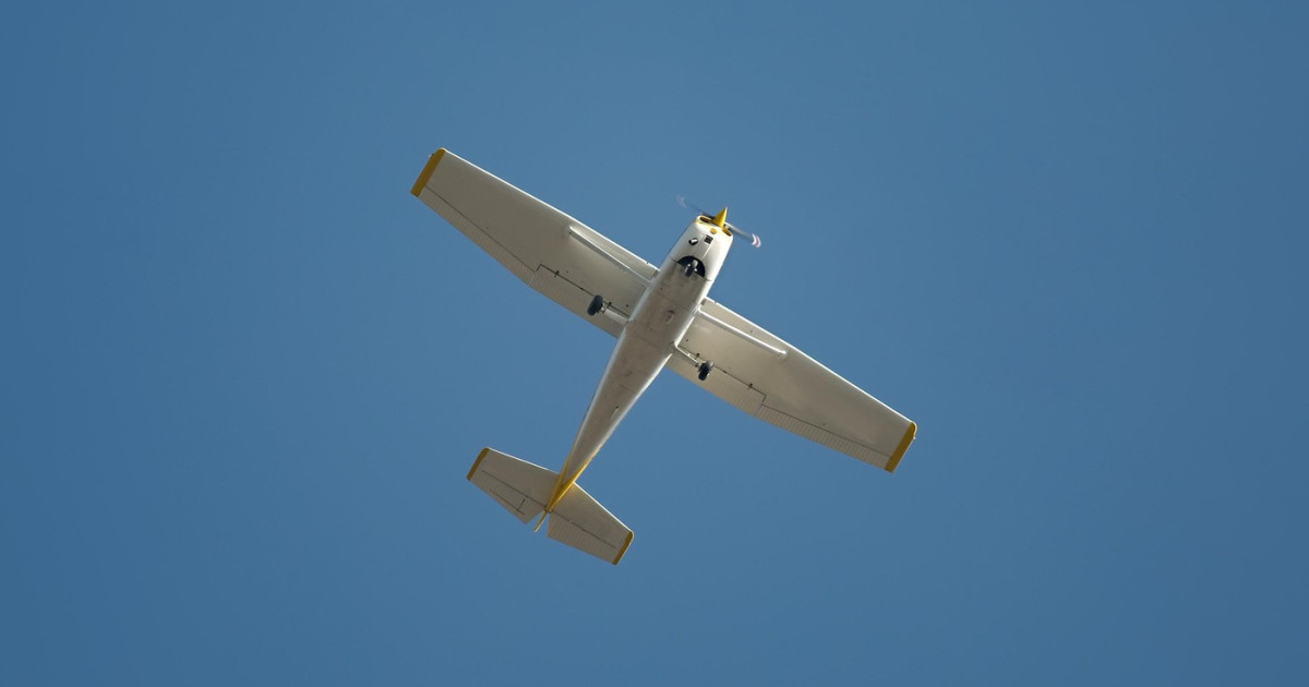 Accident aviatic în Iași. Medicii i-au amputat ambele picioare pilotului avionului