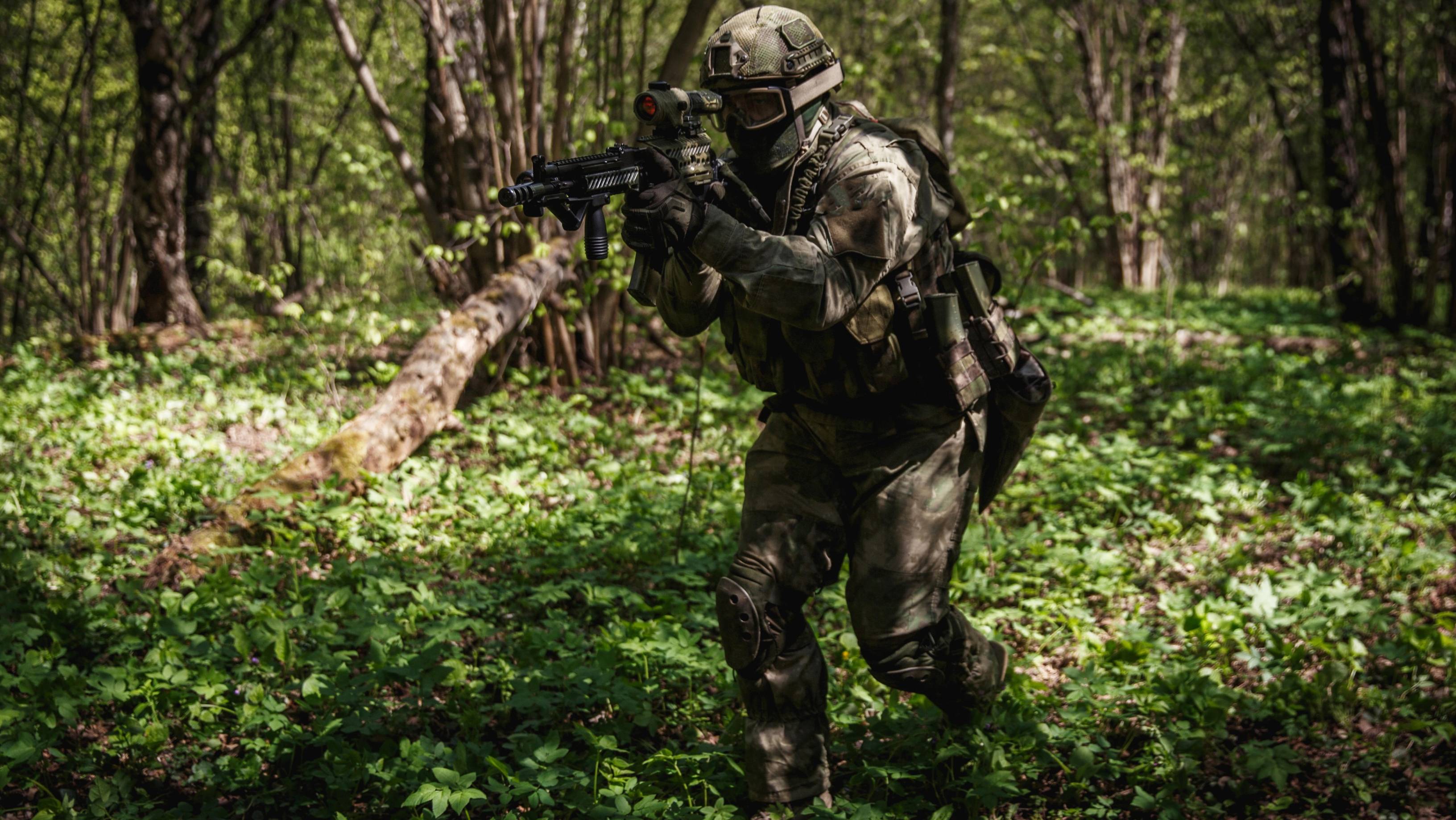 Vladimir Putin a semnat un decret pentru recrutarea a 135.000 de oameni în armată