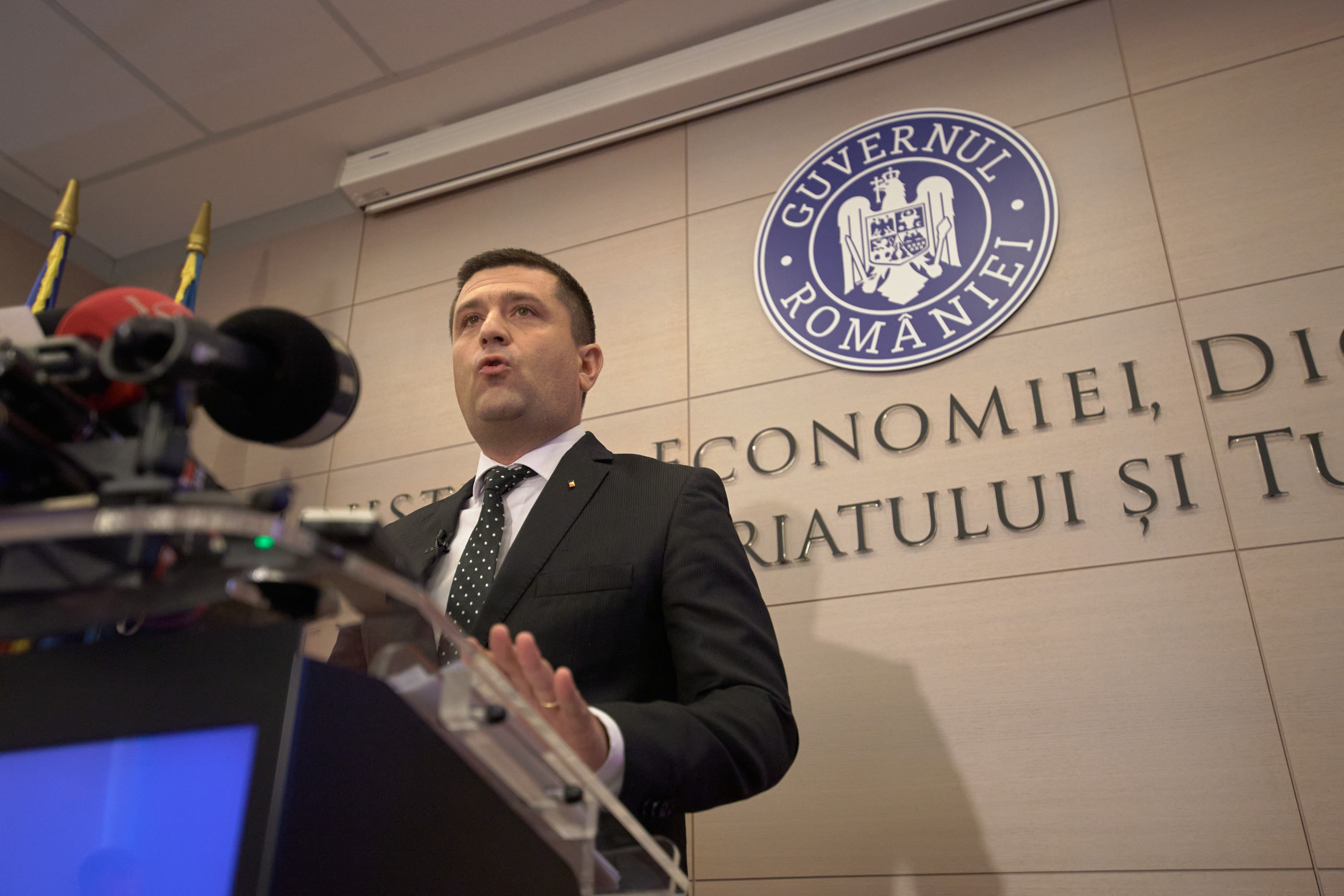 Ministrul Economiei îi are în vizor pe administratorii companiilor de stat: „Îi voi verifica. Mă aștept ca unii să plece singuri acasă”