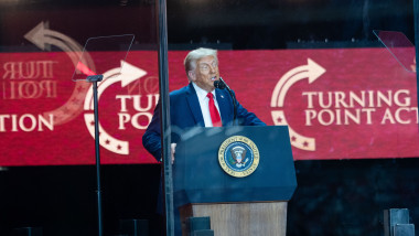 Trump pays tribute at Charlie Kirk memorial, widow says she has forgiven suspect