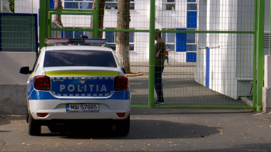 N17 POLITIE SCOLI AMENINTARI SCOALA VO 220925_00186