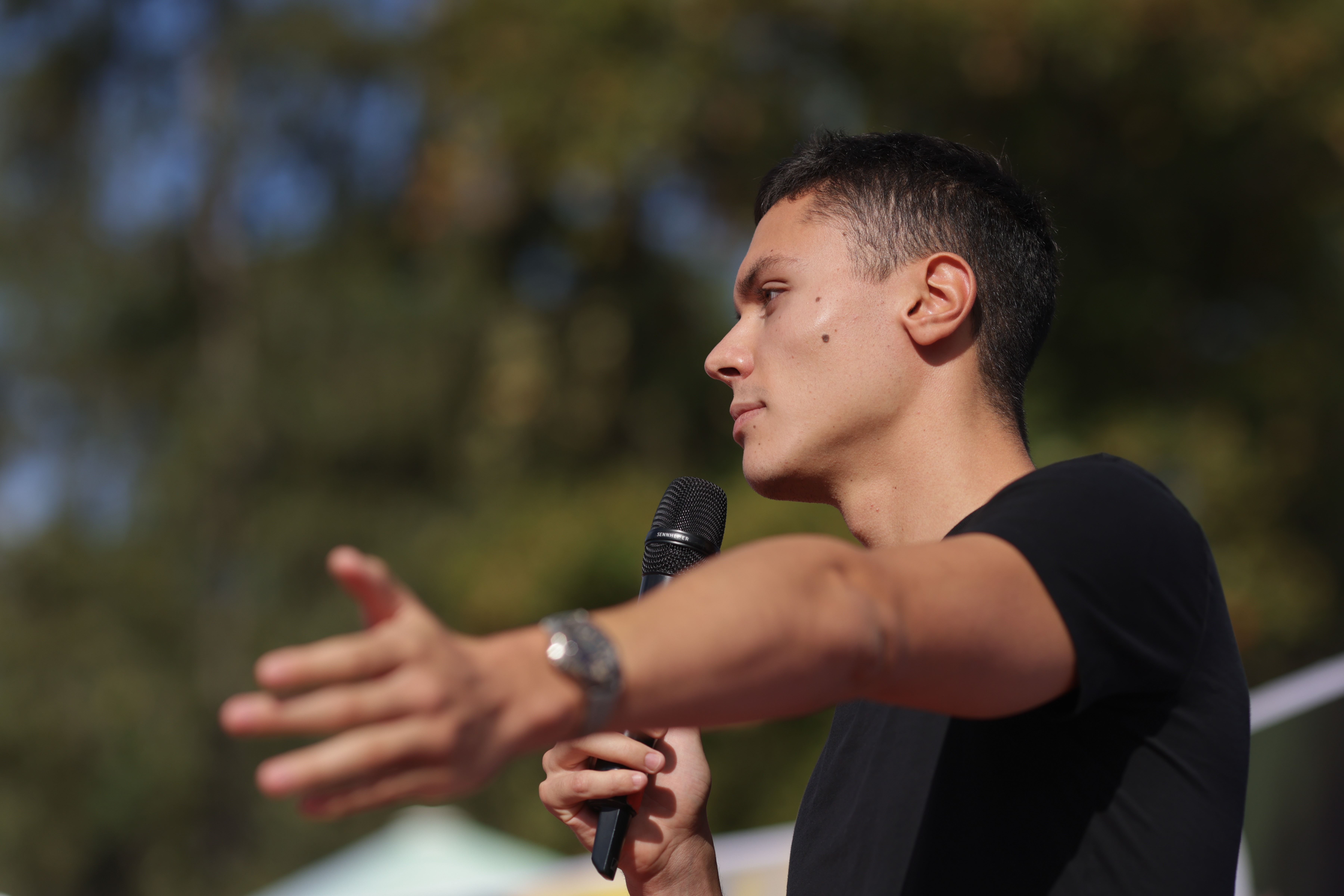 David Popovici, dezamăgit de întârzierea redeschiderii bazinului de la „Lia Manoliu”. „Mai mulți copii ar avea șansa să concureze”