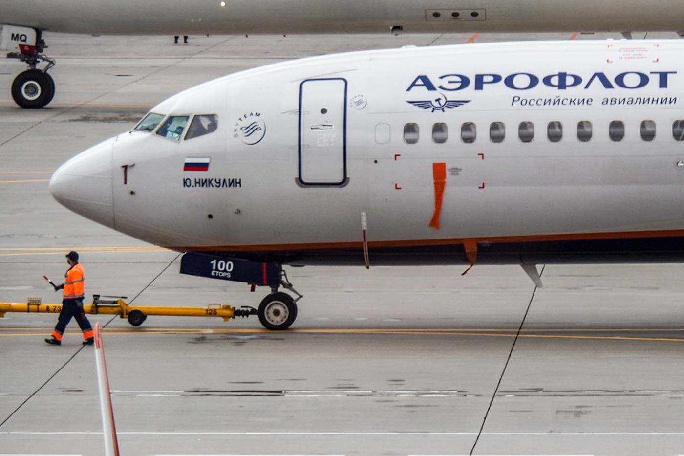 Rusia face presiuni pentru a scăpa de sancțiunile internaționale din aviație. Ce motive invocă Moscova