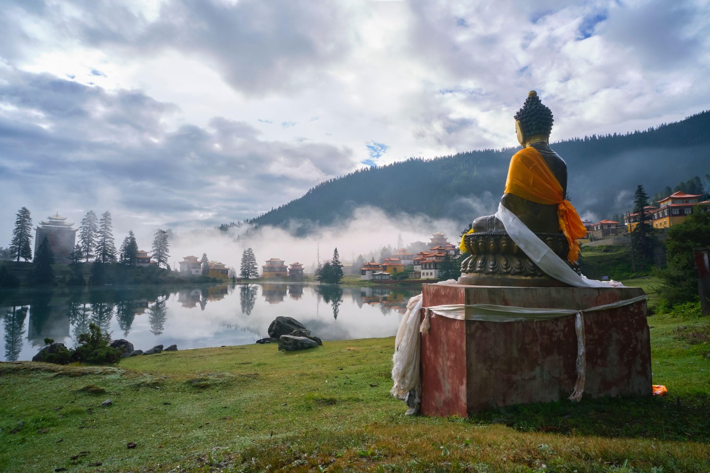 Un tibetan a călătorit mii de kilometri pe jos timp de peste 10 ani ca să scape din China. Cum a reușit să păcălească autoritățile