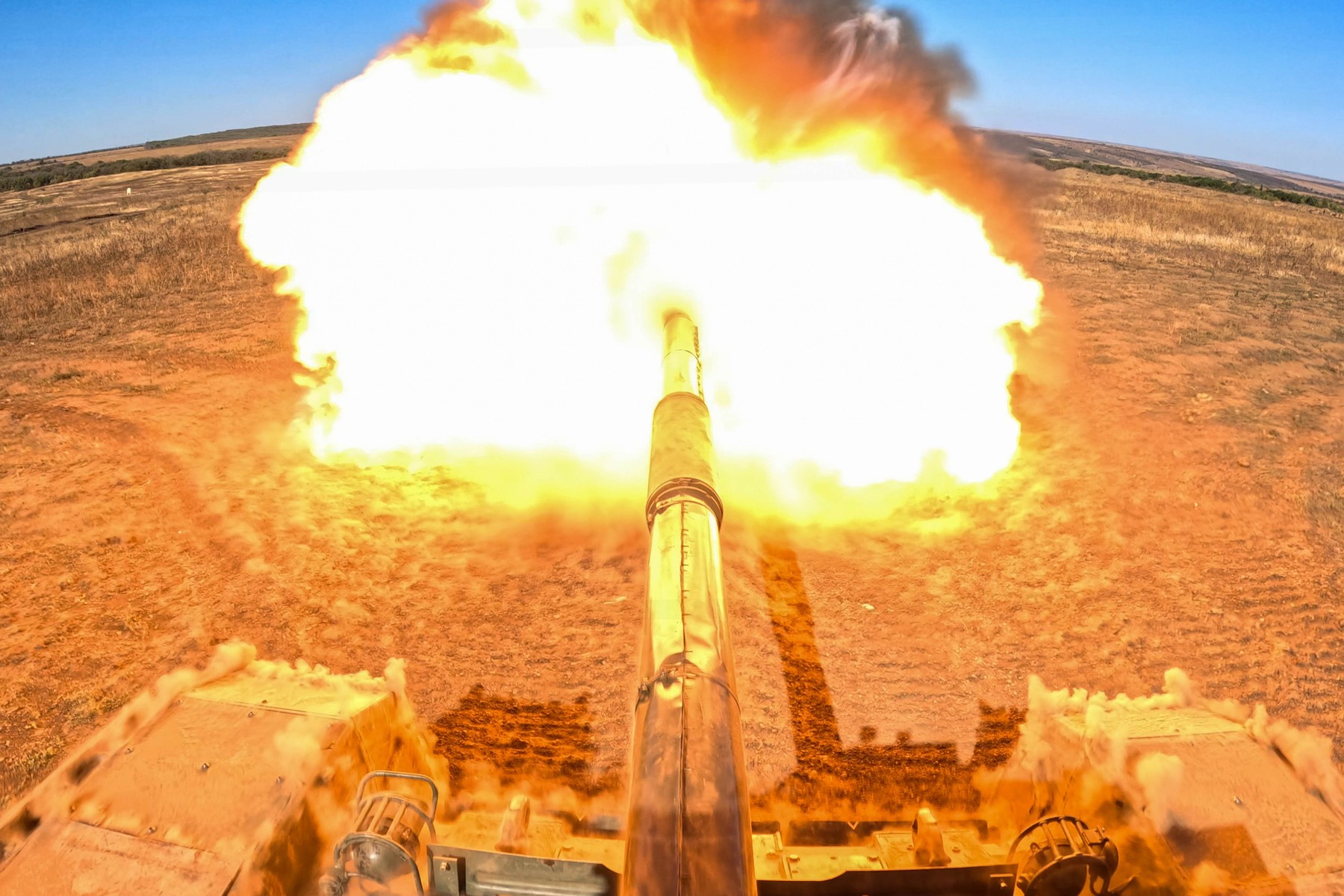 Vladimir Putin ar putea trimite în prima linie a frontului din Ucraina unitățile de tancuri ale Gărzii Naționale