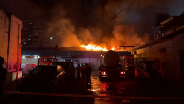 incendiu sector 2
